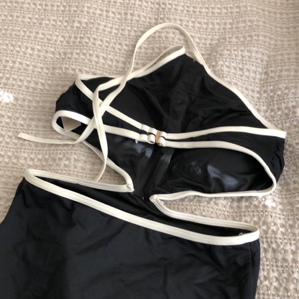 SOLD Kate Spade New York ♠️ Plage du midi Swimsuit - Picture 6 of 6